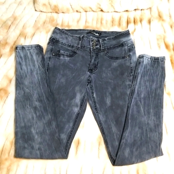 💟 LOVESICK Stonewash, Black Marble Color skinny jeans sz 5 - Picture 3 of 10